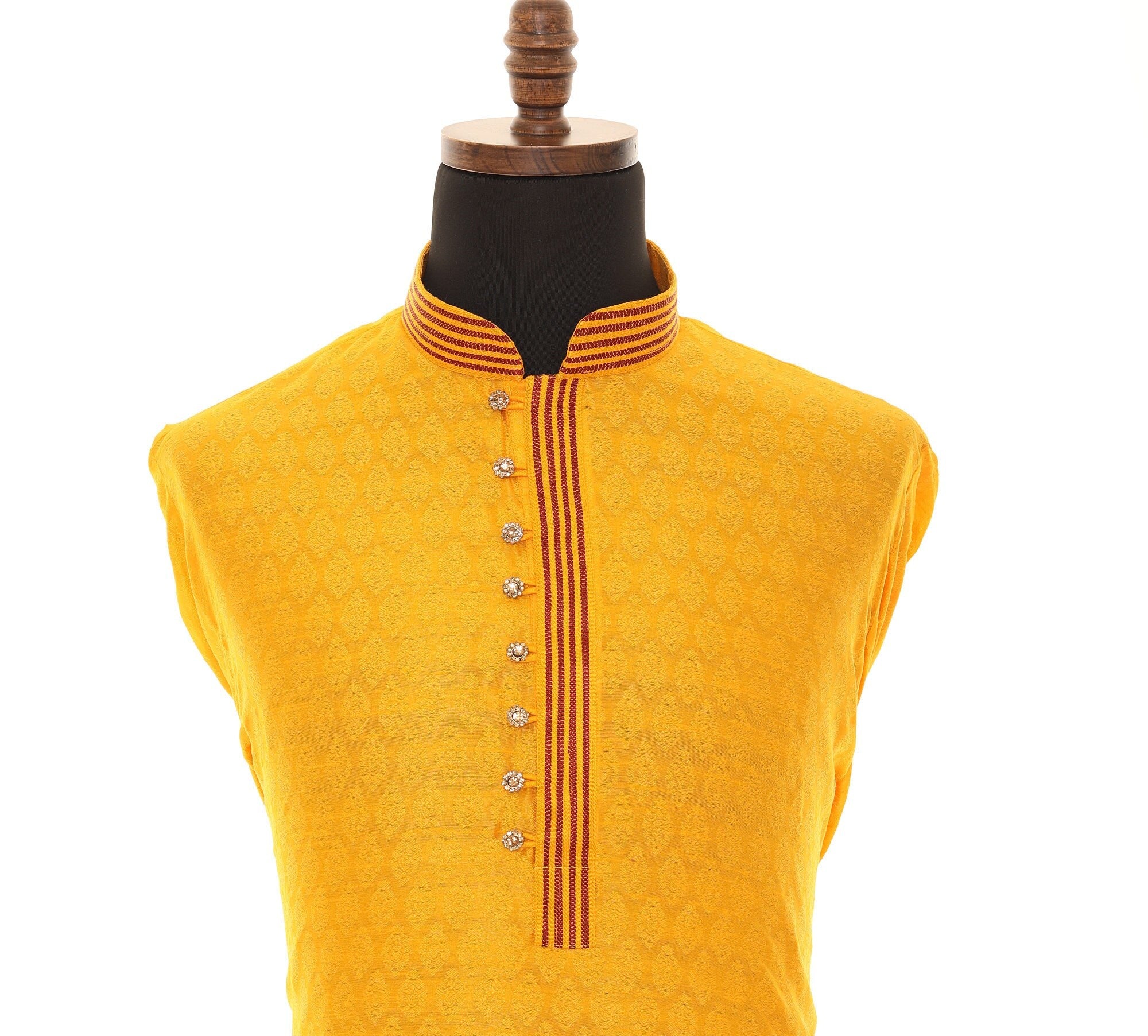 Men's Readymade Silk Jacquard Kurta Pajama