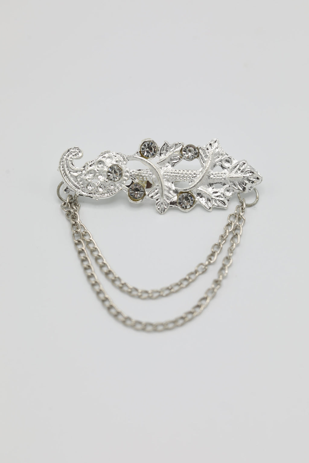 Regal Elegance: Men's Oxidized Silver Brooch for Jackets and Sherwanis