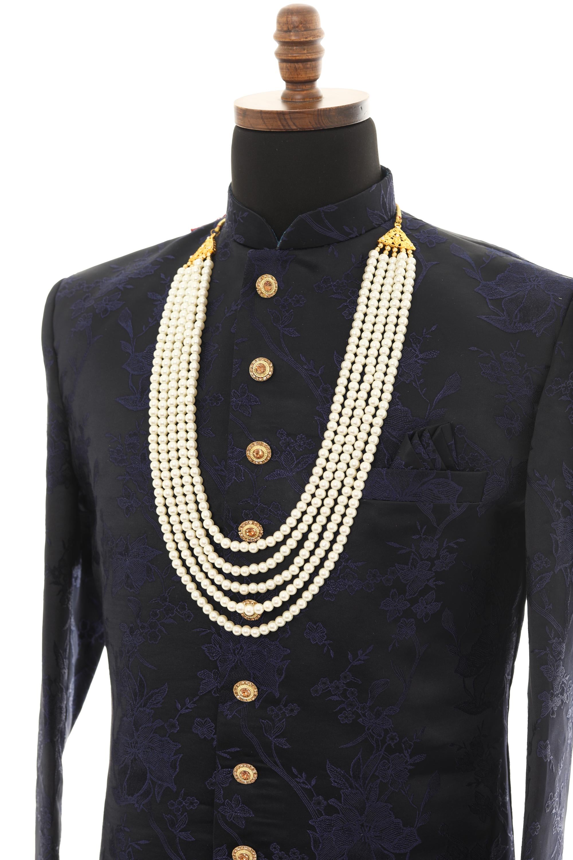 Traditional Elegant White Pearl Necklace For Men