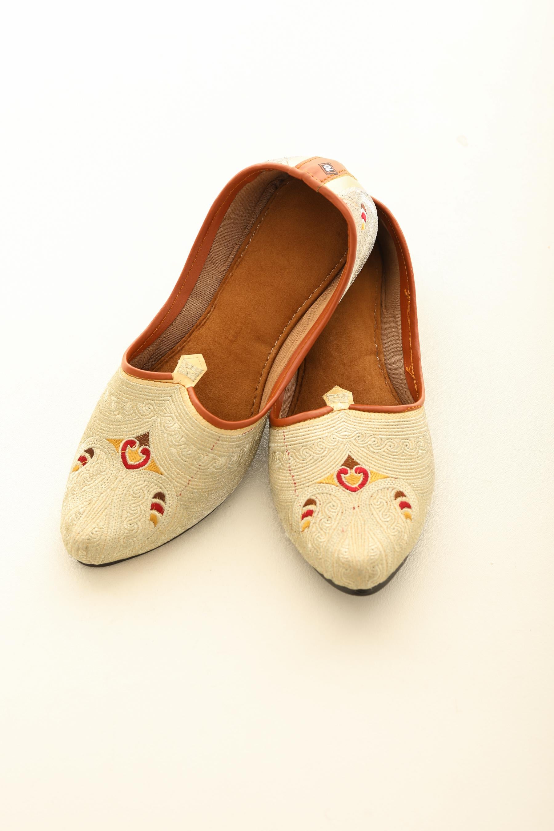 Handcrafted Men's Jutti: Indian Wedding Loafers